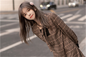 上海国的自由贸易区与经济增长