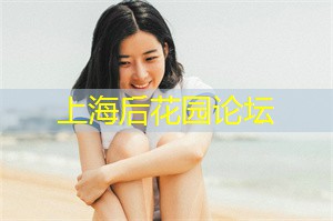 园内的假山、小桥流水、曲径通幽 园内的假山、小桥流水、曲径通幽